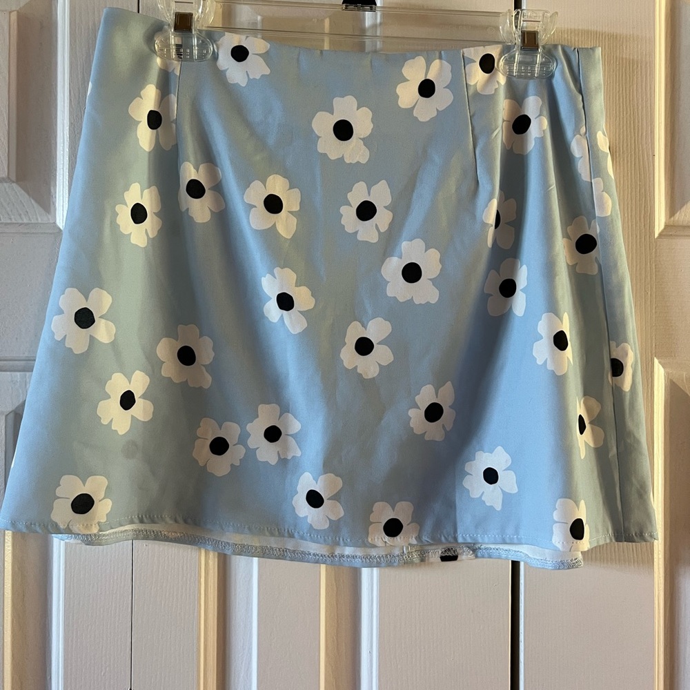 Blue flower princess Polly skirt worn once